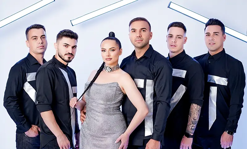 Formatie de cover pentru nunti si botezuri